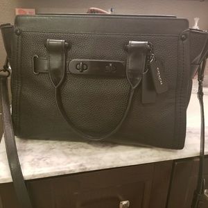 !! SOLD !! Coach Swagger Carryall EUC Black